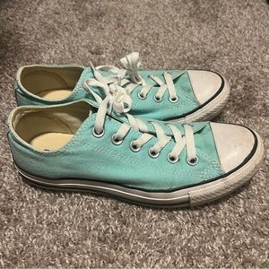 Converse chucks